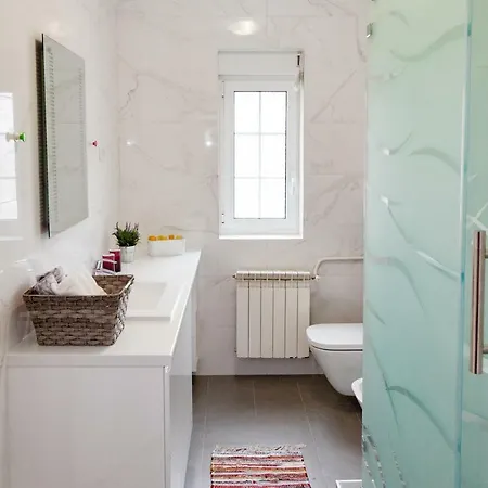 Lägenhet House 5 *