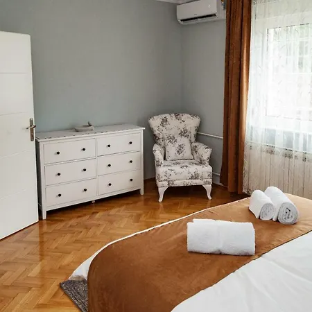 House 5 Lägenhet